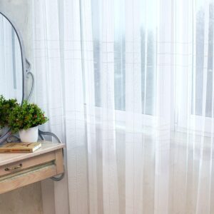 5493710007_belyj-tyul-bambuk