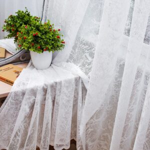 5551756664_belyj-tyul-zhakkard