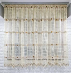 Короткі тюлі та гардини