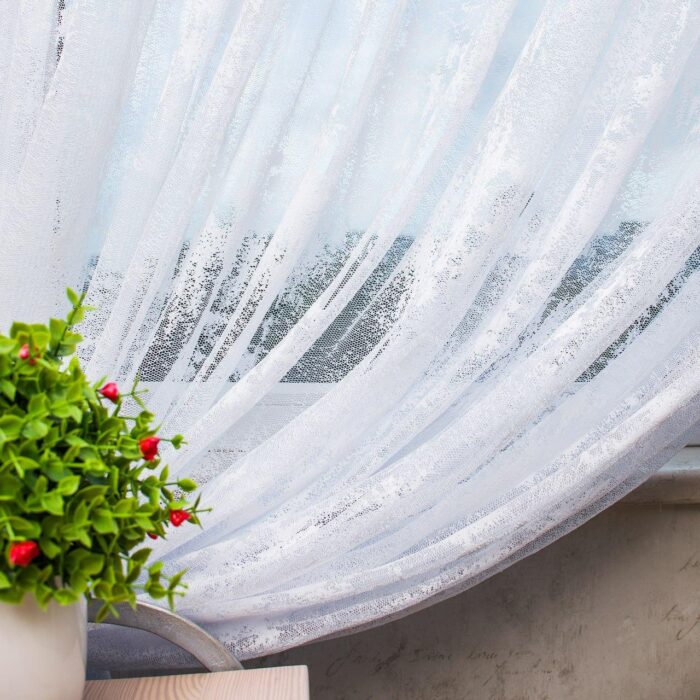 5786297952_belyj-tyul-zhakkard