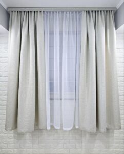 5990299156_komplekt-korotkie-shtory