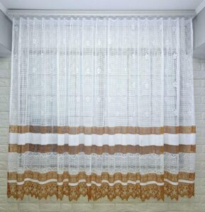 Короткий тюль. Цвет белый с коричневым. Тюль на кухню, балкон, веранду, дачу. Высота 1,6м