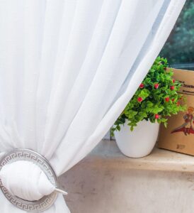 6173773259_belyj-tyul-len