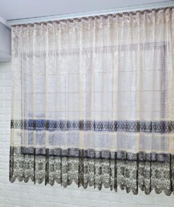 Короткий тюль. Колір бежевий з венге. Тюль на кухню, балкон, веранду, дачу. Висота 1,6м