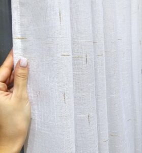 Белый тюль лен с золотыми штрихами
