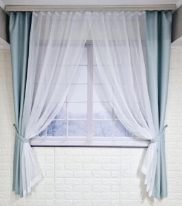 Комплект короткие шторы тюль. Цвет светлый мятный с белым