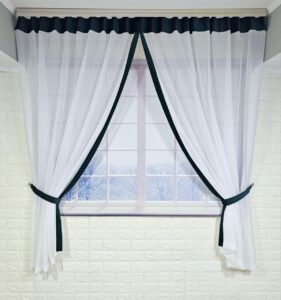 Комплект короткі штори тюль. Колір зелений з білим