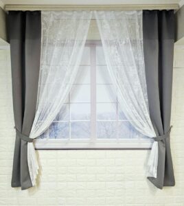 Комплект короткие шторы тюль. Цвет серый с белым