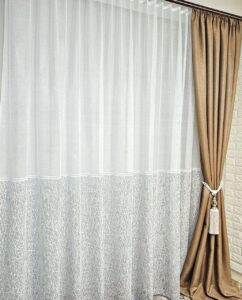 Тюль жаккард, коллекция Aylin. Цвет белый с серым